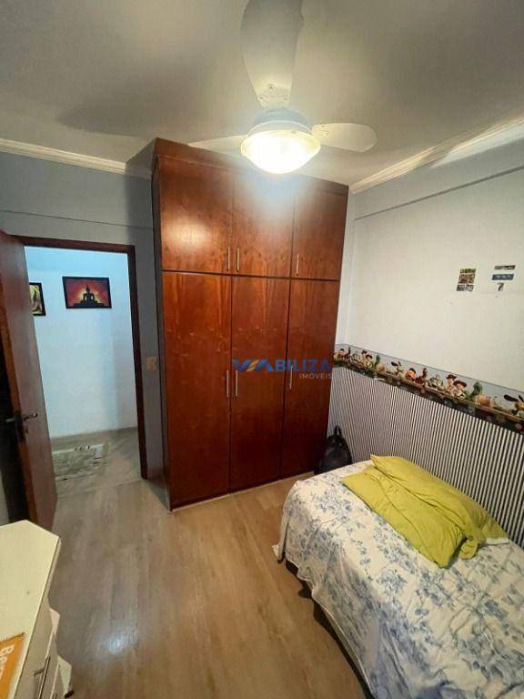 Apartamento à venda com 3 quartos, 81m² - Foto 4