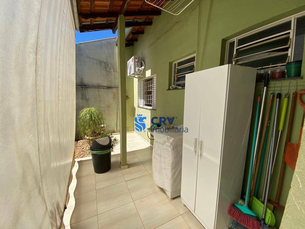 Casa à venda com 2 quartos, 80m² - Foto 6