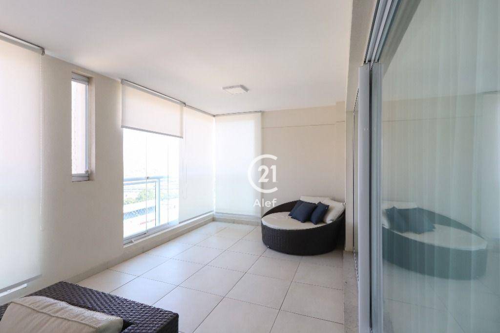 Apartamento à venda e aluguel com 4 quartos, 241m² - Foto 11