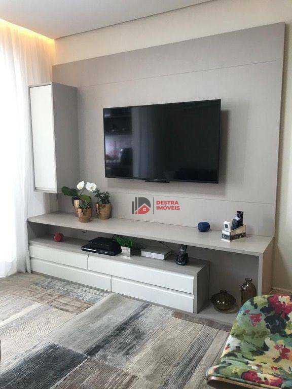 Apartamento à venda com 3 quartos, 85m² - Foto 4