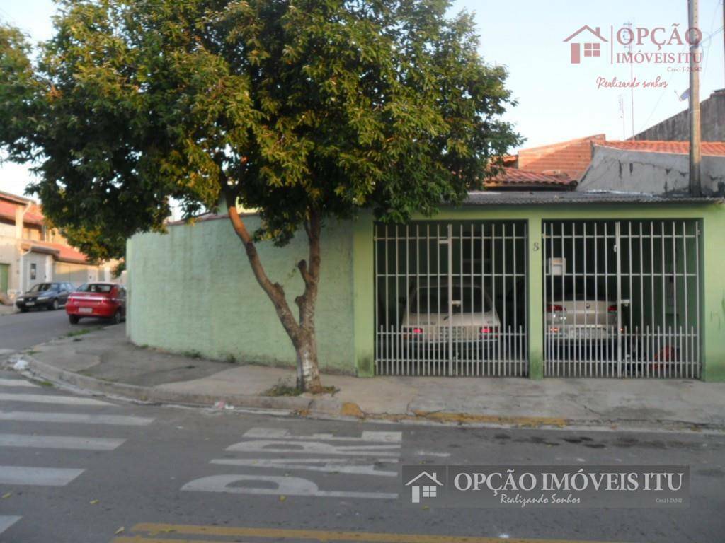 Casa à venda com 3 quartos, 240m² - Foto 1