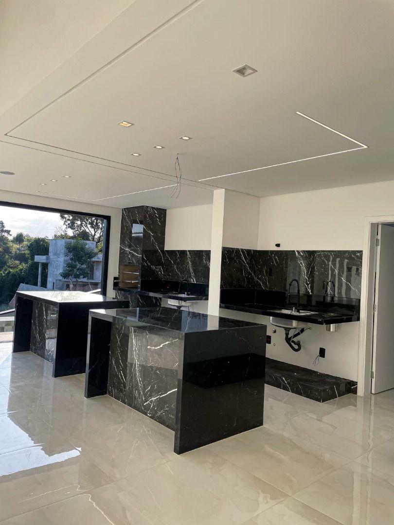 Sobrado à venda com 3 quartos, 238m² - Foto 15