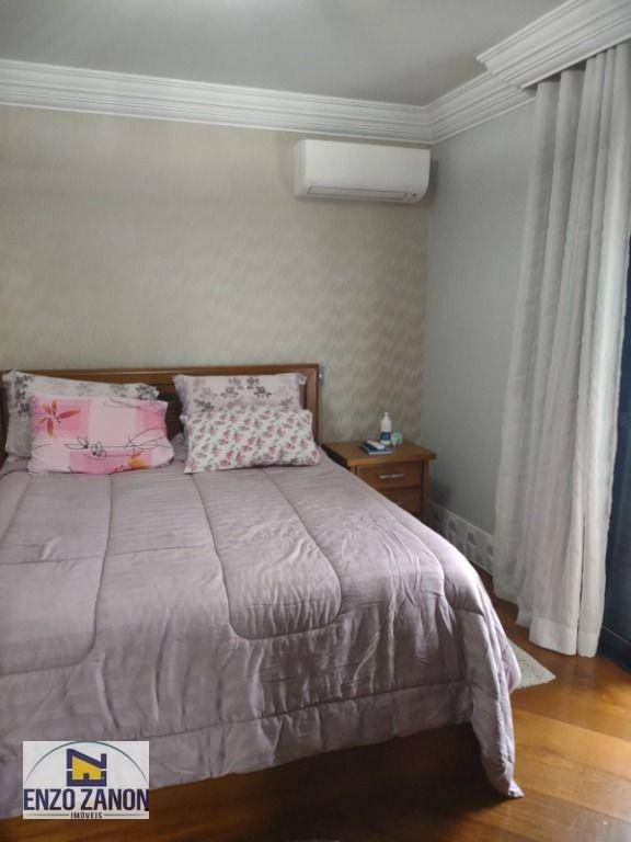 Apartamento à venda com 4 quartos, 234m² - Foto 17