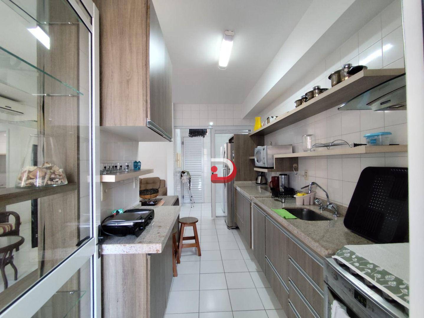 Apartamento à venda com 2 quartos, 70m² - Foto 5