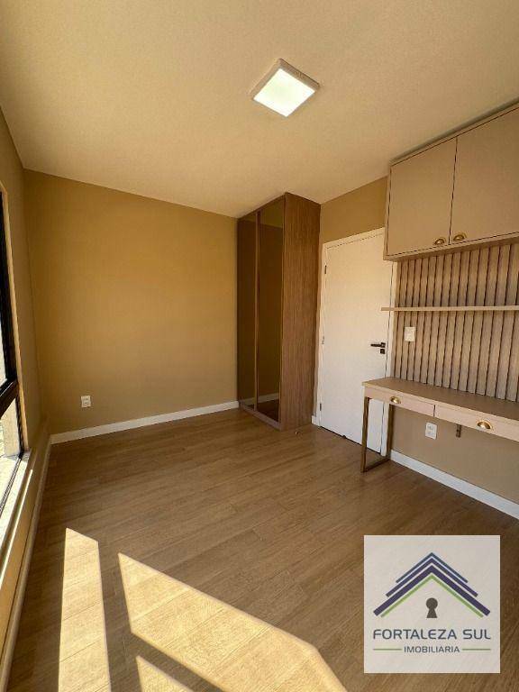 Casa de Condomínio à venda com 2 quartos, 82m² - Foto 28