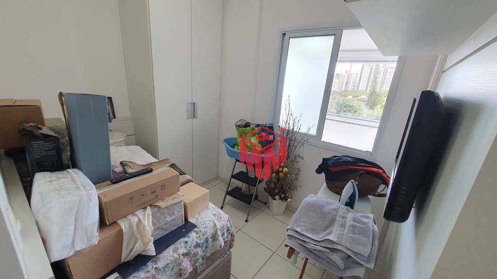 Apartamento à venda com 4 quartos, 203m² - Foto 35