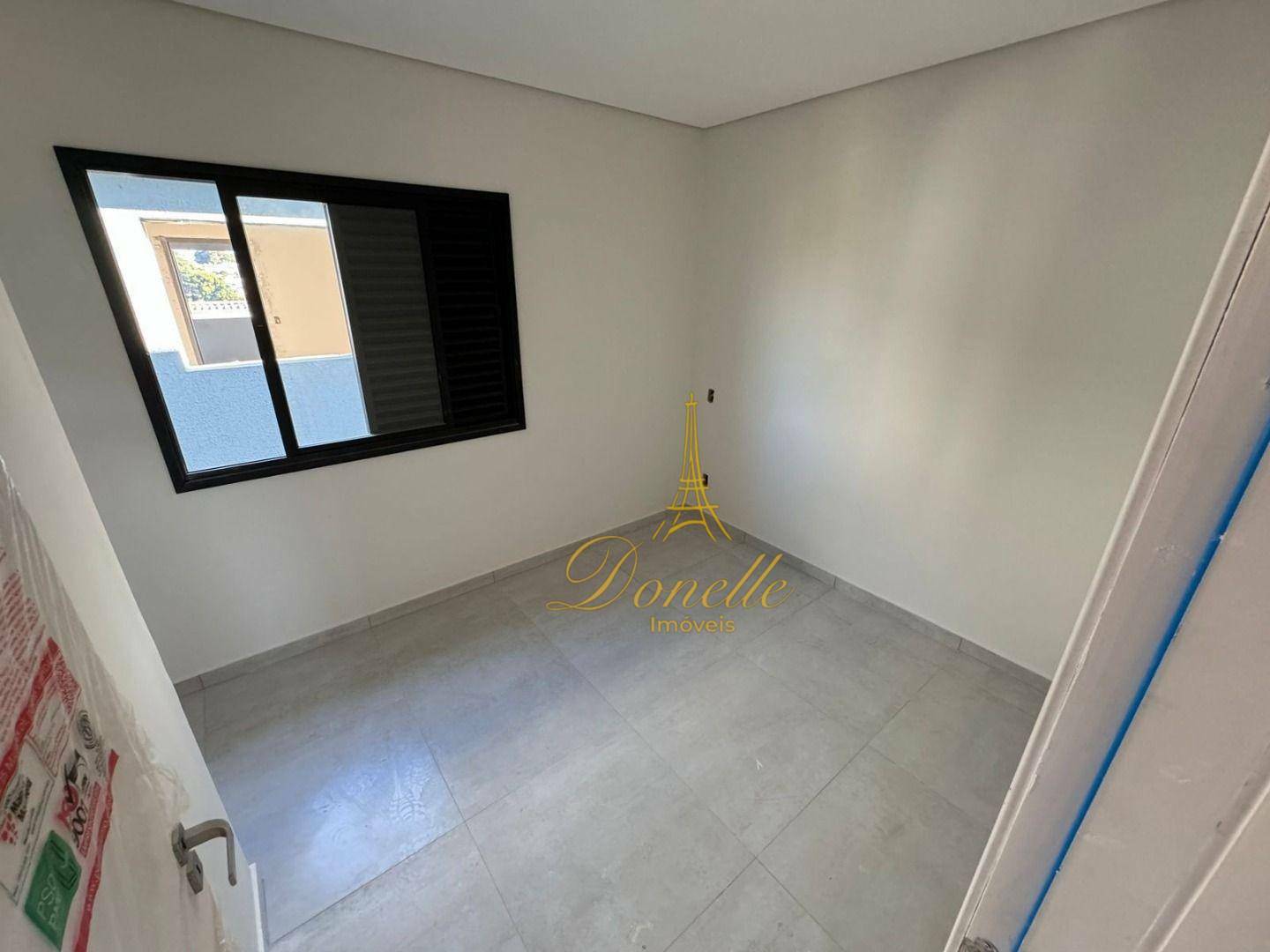 Casa à venda com 2 quartos, 53m² - Foto 12