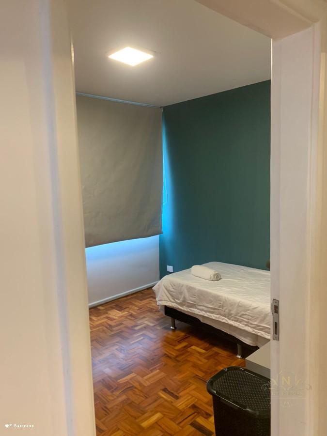 Apartamento para alugar com 3 quartos, 98m² - Foto 8