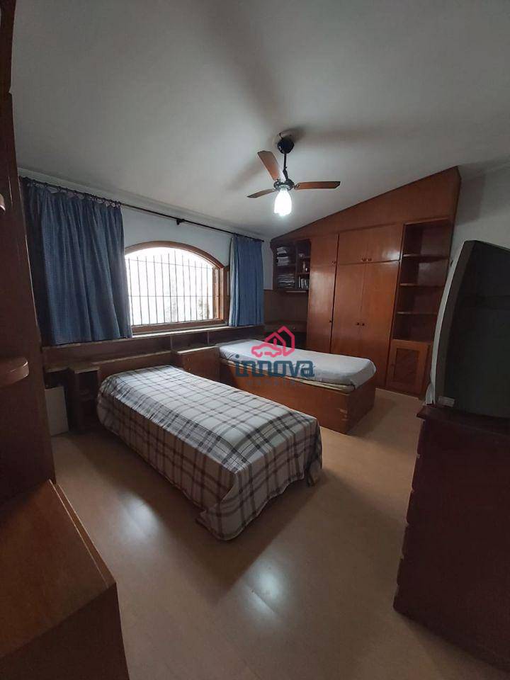 Sobrado à venda com 4 quartos, 240m² - Foto 64