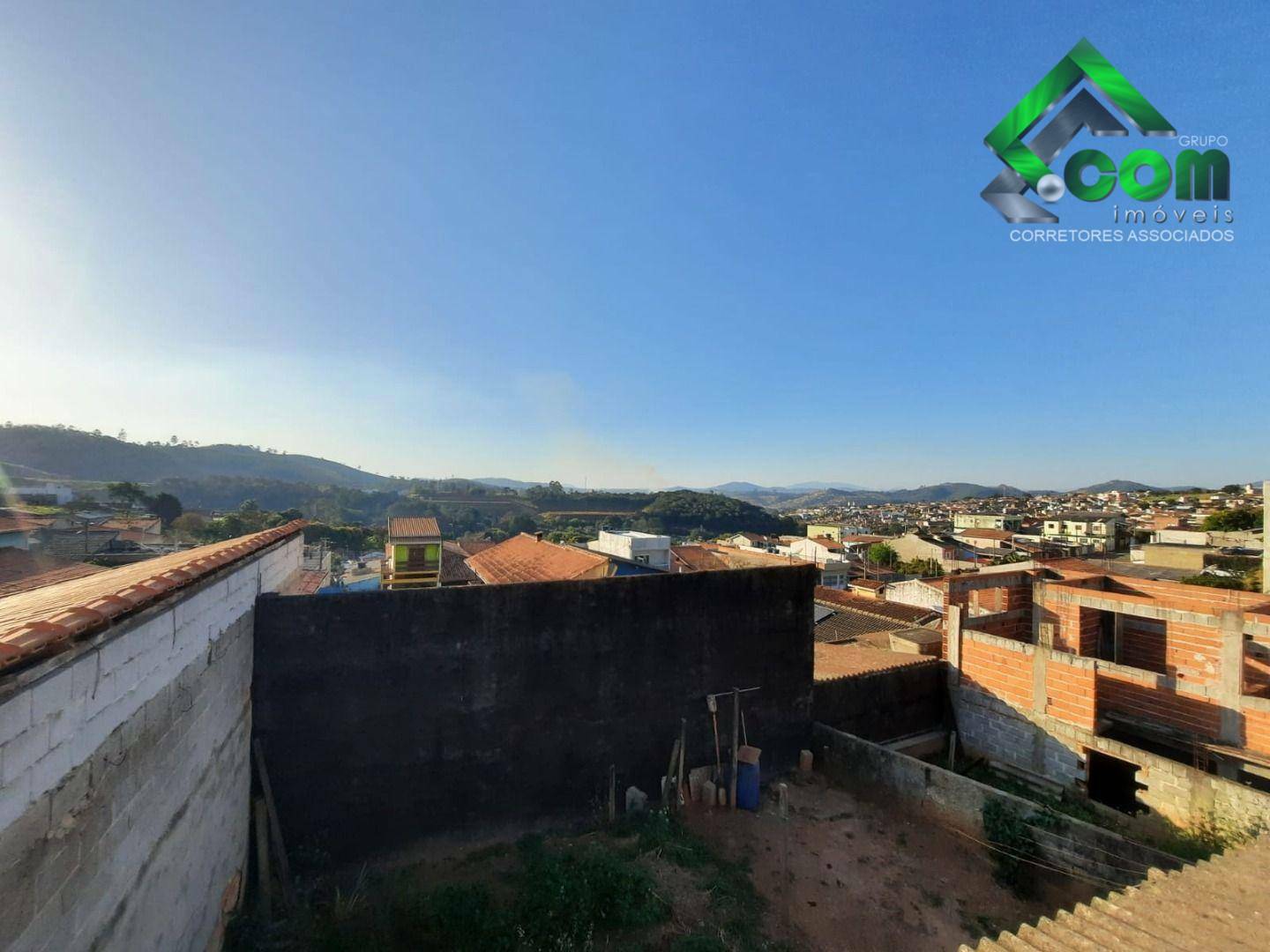 Casa à venda com 3 quartos, 150m² - Foto 12