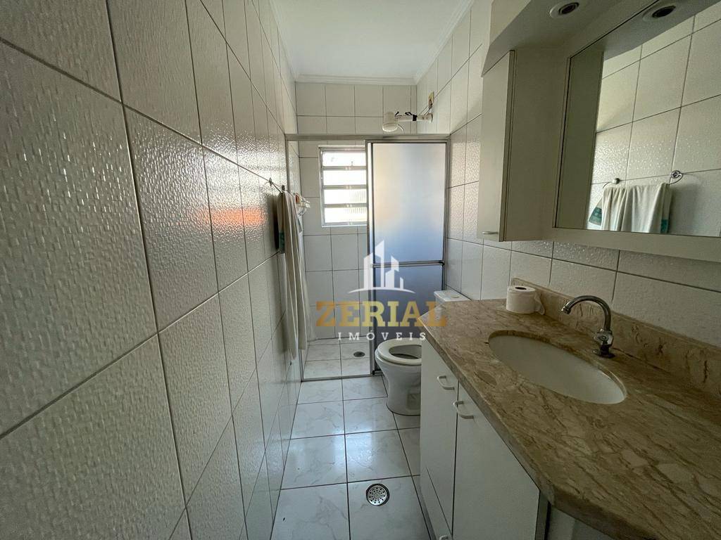 Casa à venda com 4 quartos, 200m² - Foto 19