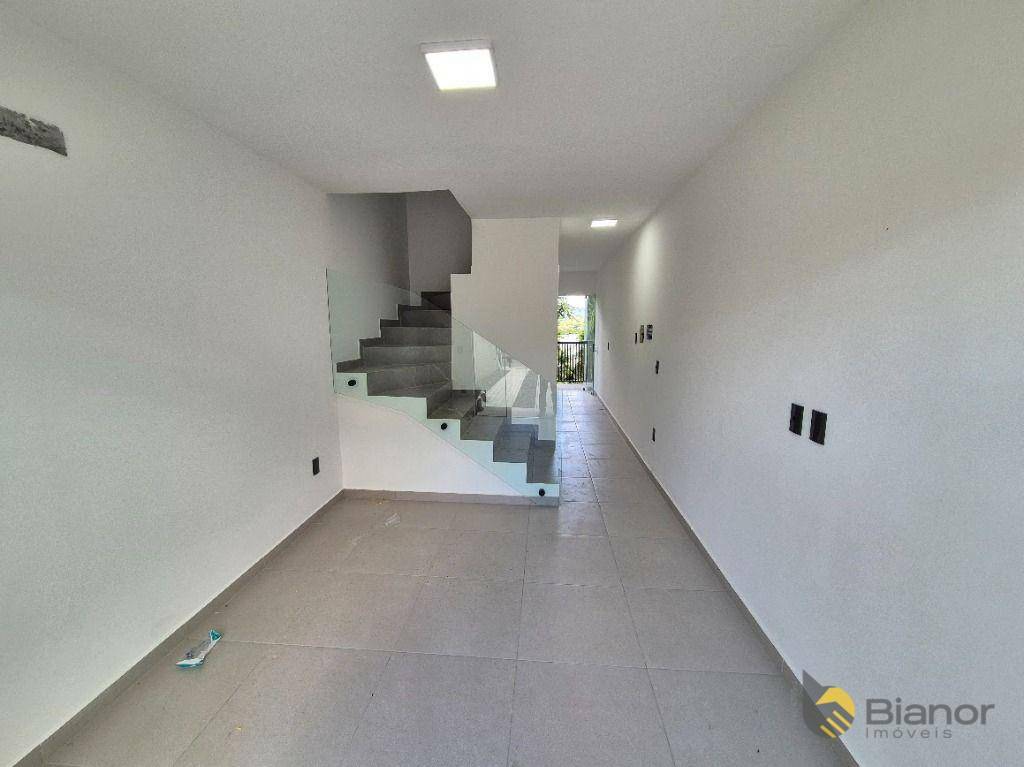 Casa à venda e aluguel com 2 quartos, 78m² - Foto 3