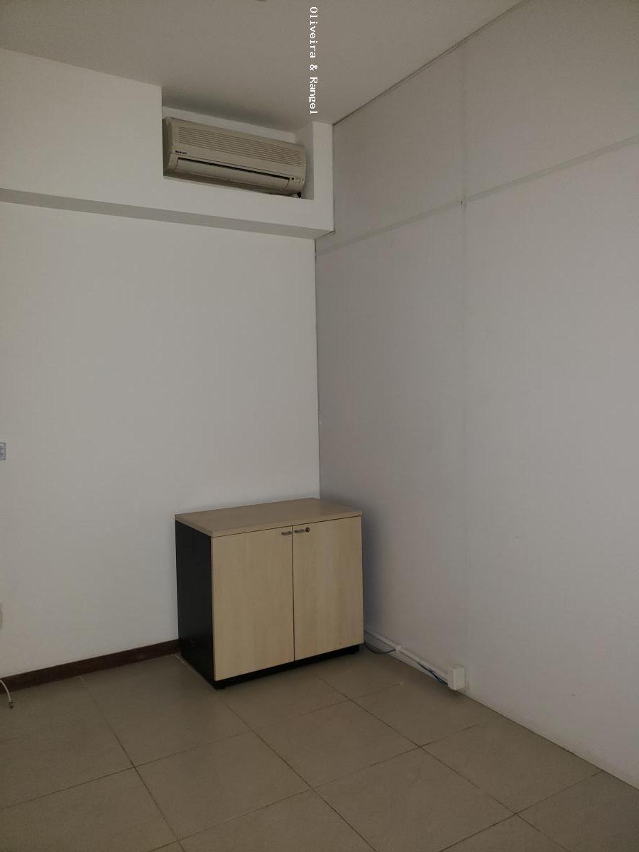 Conjunto Comercial-Sala à venda com 4 quartos, 70m² - Foto 17