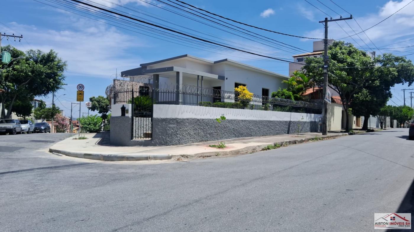 Casa à venda com 4 quartos, 379m² - Foto 8