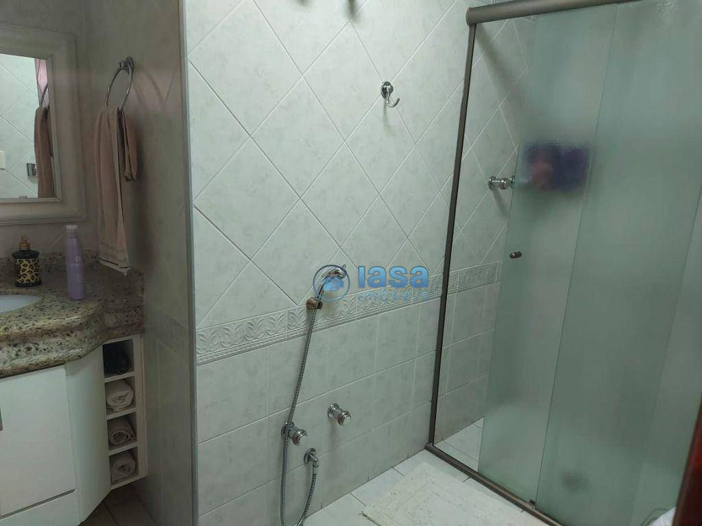 Apartamento à venda com 4 quartos, 160m² - Foto 31