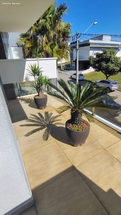 Casa de Condomínio à venda com 3 quartos, 235m² - Foto 41