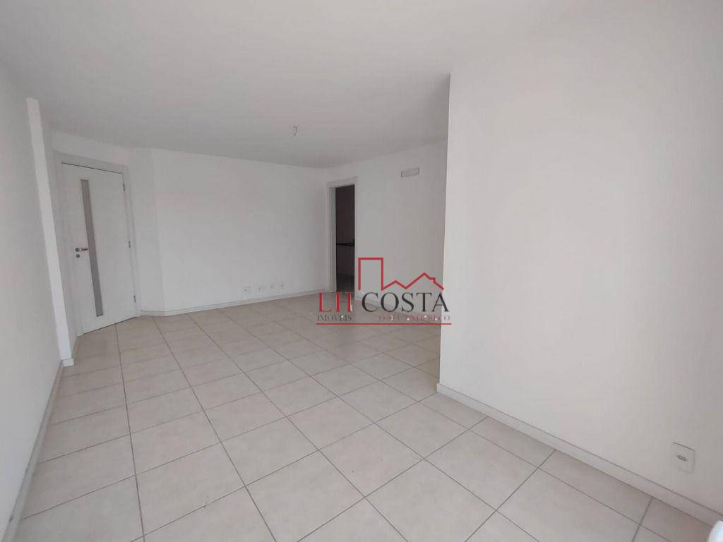 Apartamento à venda com 3 quartos, 75m² - Foto 7