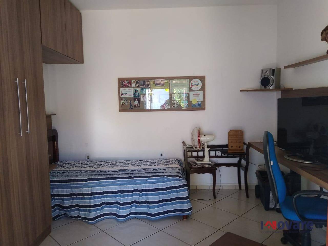 Casa à venda com 3 quartos, 110m² - Foto 8