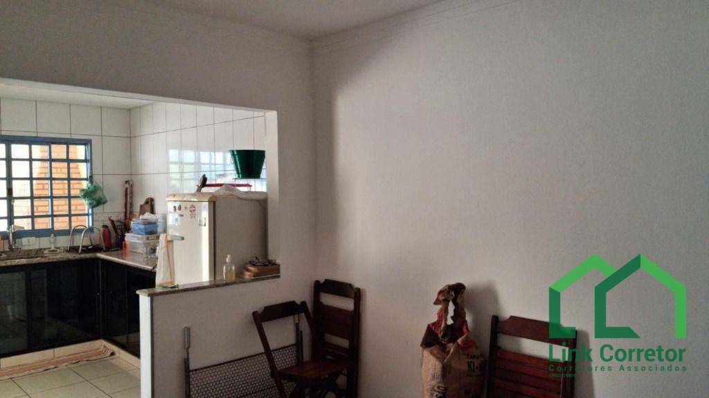 Casa, 2 quartos, 162 m² - Foto 4