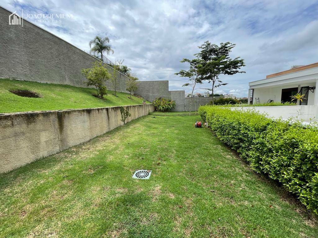 Sobrado à venda com 3 quartos, 380m² - Foto 2