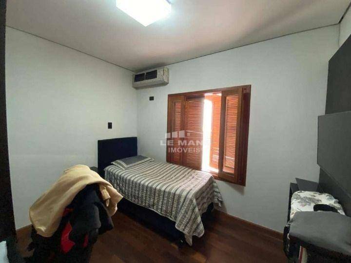 Casa de Condomínio à venda com 4 quartos, 340m² - Foto 13