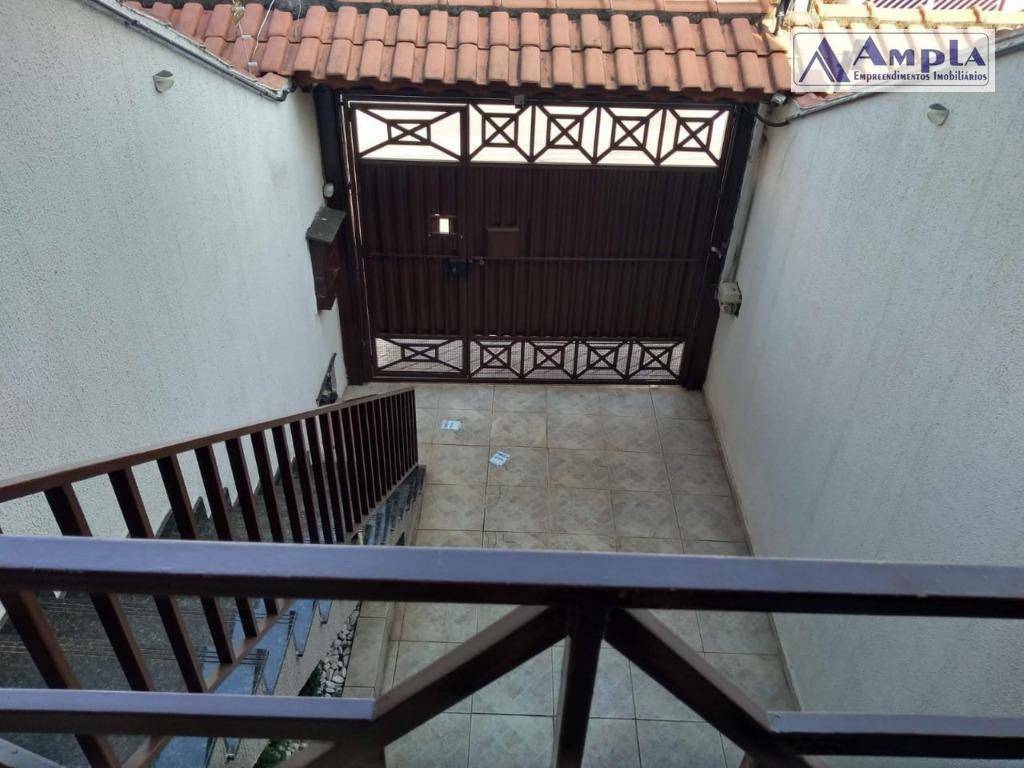 Sobrado à venda com 3 quartos, 179m² - Foto 4