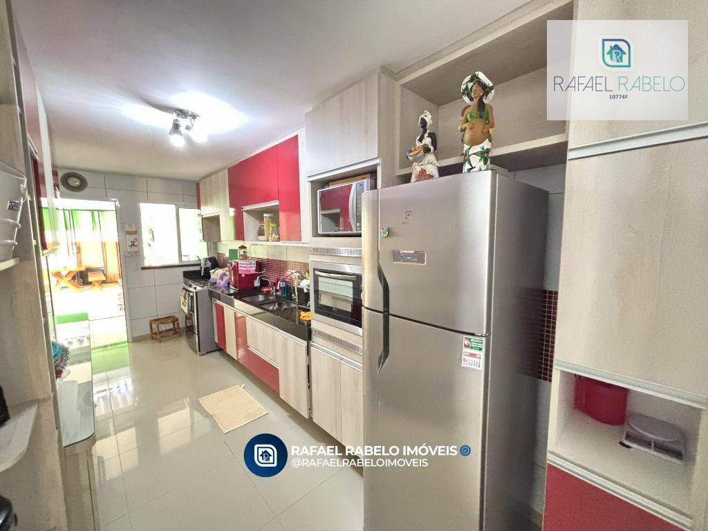 Casa à venda com 4 quartos, 290m² - Foto 15