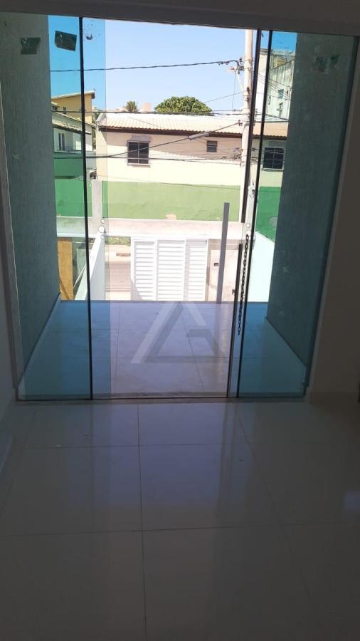 Casa à venda com 3 quartos, 88m² - Foto 9