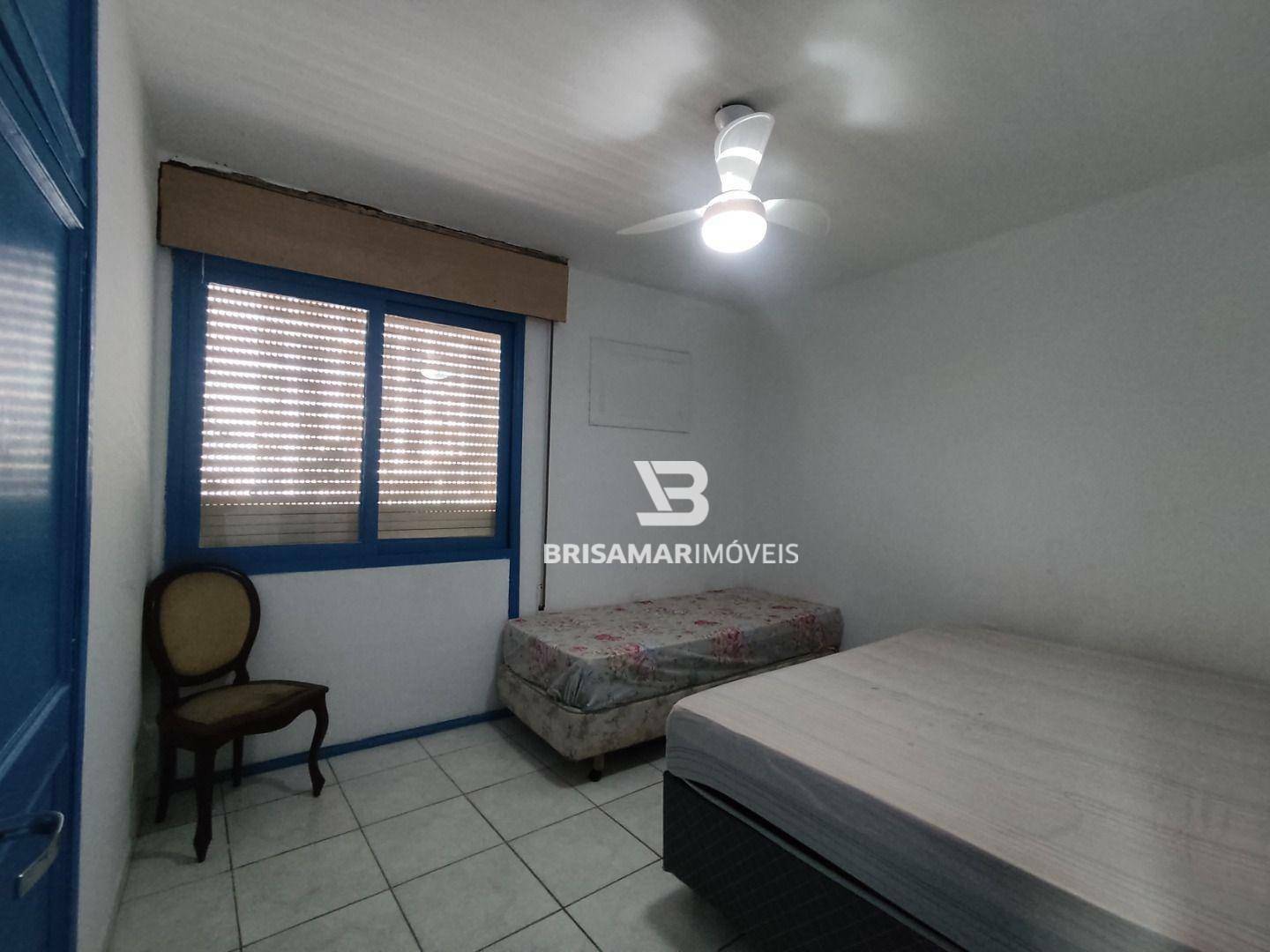 Apartamento para alugar com 3 quartos, 130m² - Foto 18