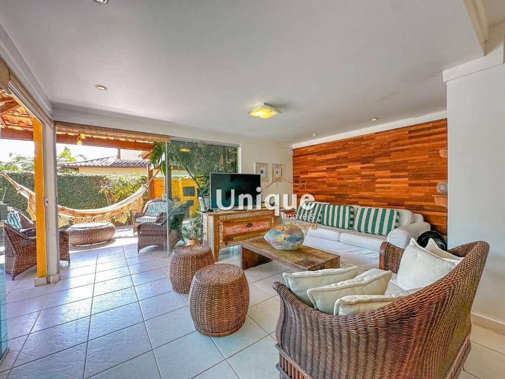 Casa de Condomínio à venda com 4 quartos, 215m² - Foto 30