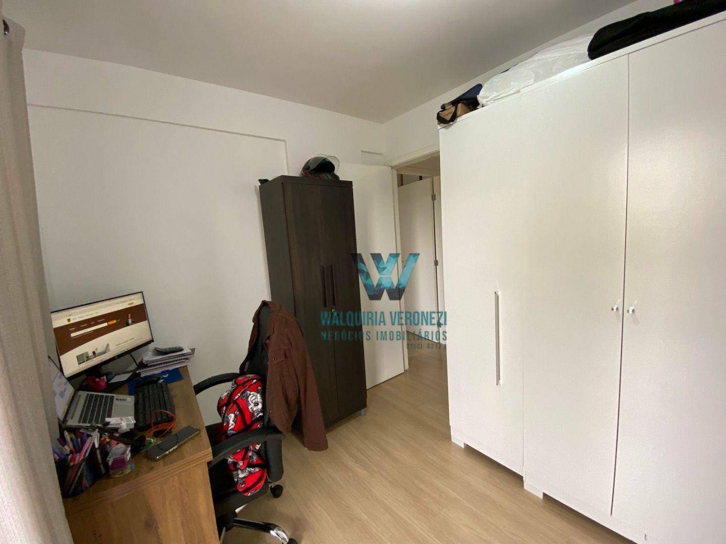 Apartamento à venda com 2 quartos, 75m² - Foto 13