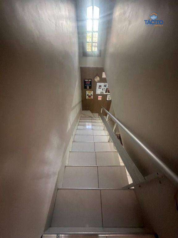 Casa à venda com 3 quartos, 80m² - Foto 16
