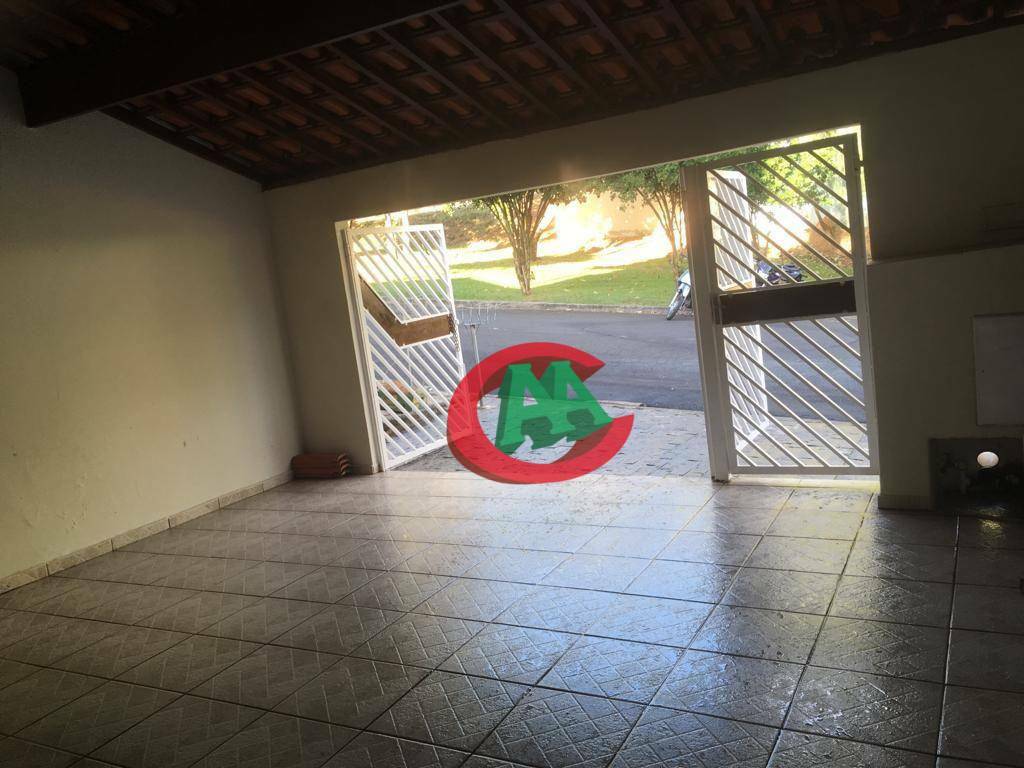 Sobrado à venda com 3 quartos, 154m² - Foto 2