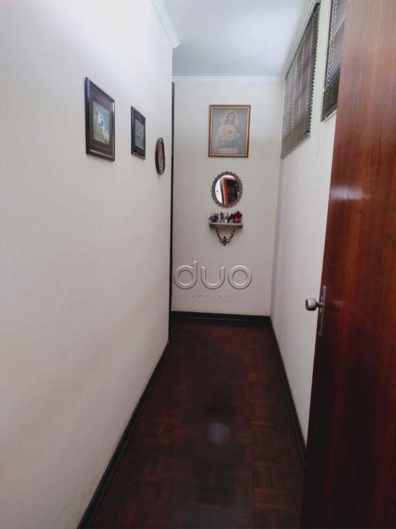 Casa à venda e aluguel com 3 quartos, 252m² - Foto 18