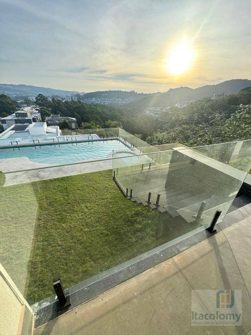 Casa de Condomínio à venda com 4 quartos, 1385m² - Foto 12
