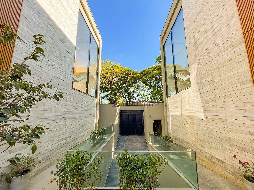 Casa à venda com 4 quartos, 635m² - Foto 3