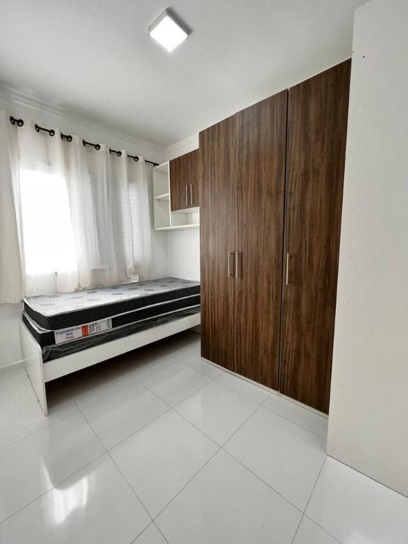 Casa à venda com 3 quartos, 115m² - Foto 4