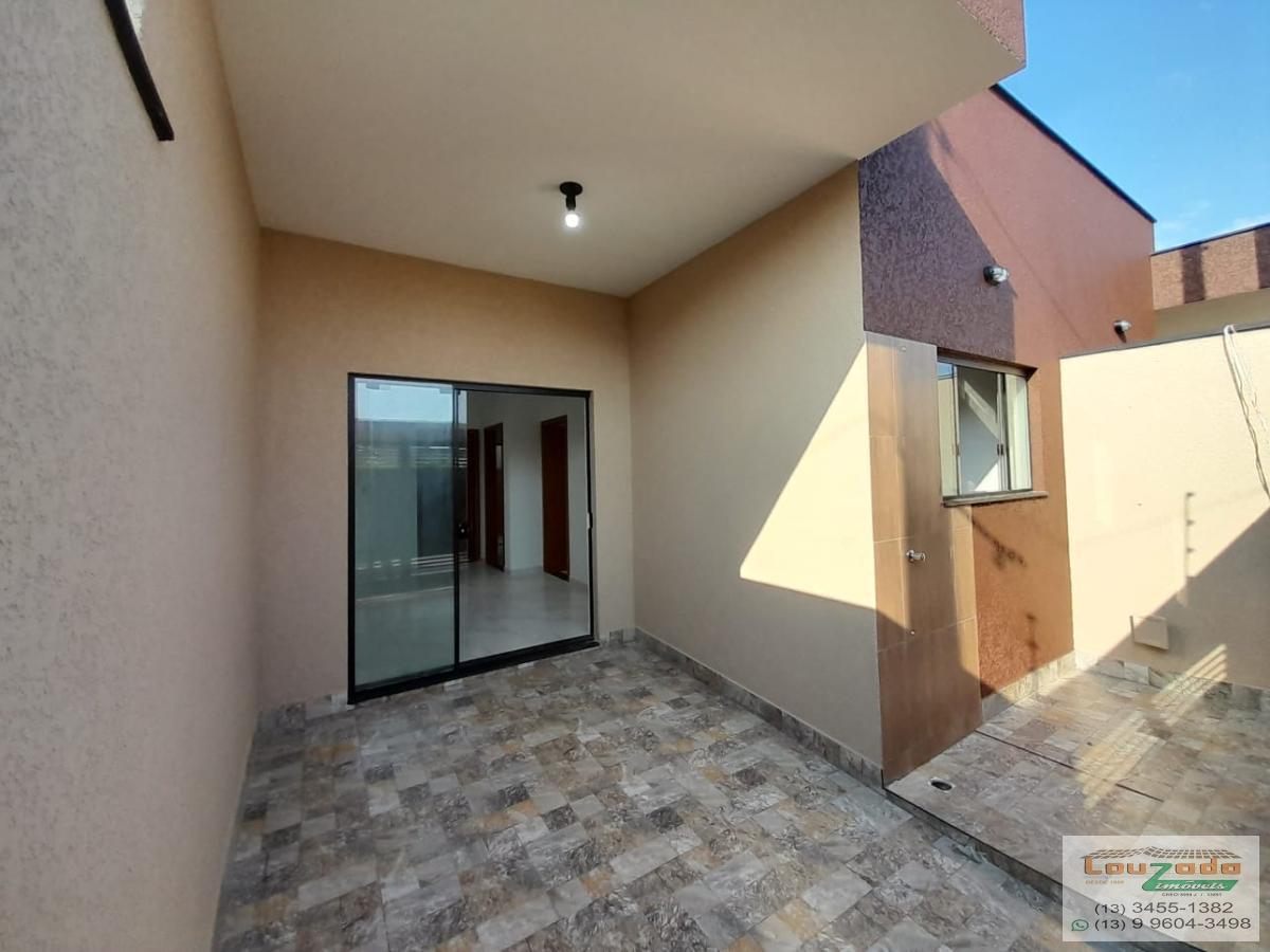 Casa à venda com 2 quartos, 65m² - Foto 1