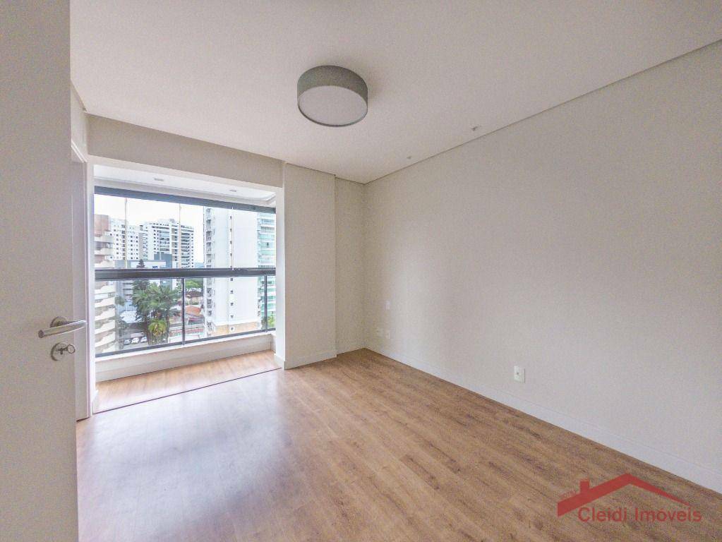 Apartamento à venda com 2 quartos, 76m² - Foto 14