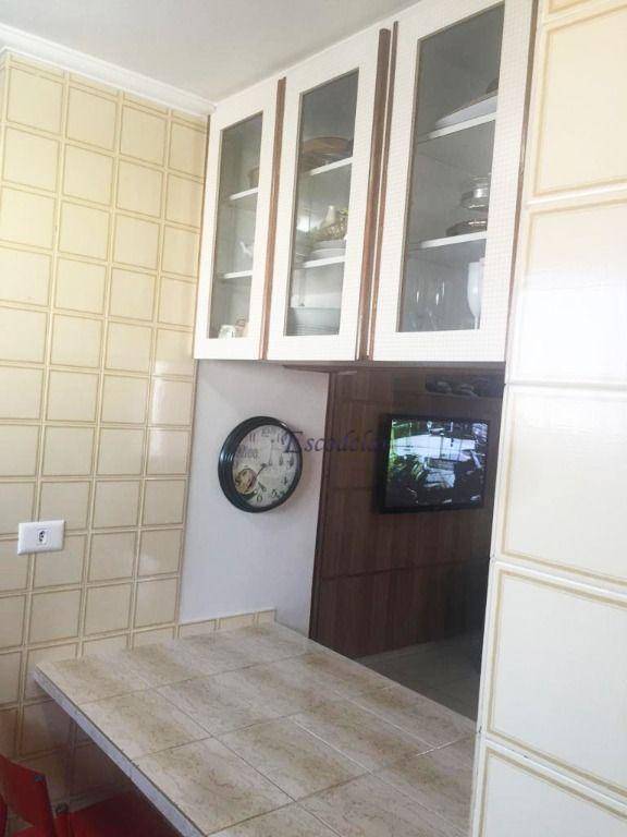 Apartamento à venda com 2 quartos, 62m² - Foto 11