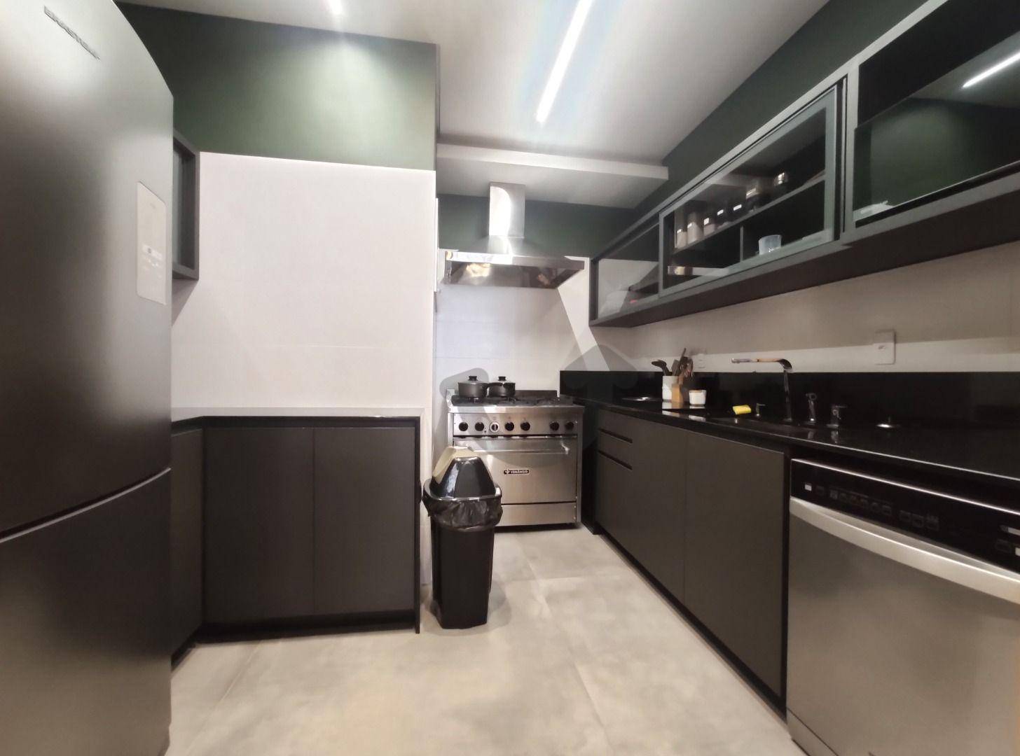Apartamento à venda com 3 quartos, 291m² - Foto 47