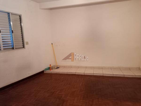 Casa à venda com 3 quartos, 234m² - Foto 5