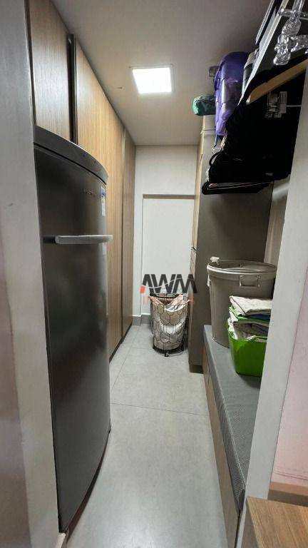 Apartamento à venda com 4 quartos, 176m² - Foto 9