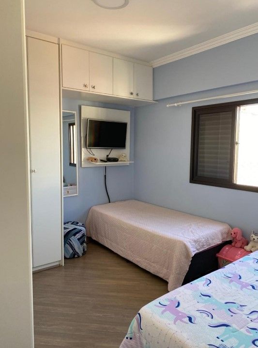 Apartamento à venda com 2 quartos, 75m² - Foto 24