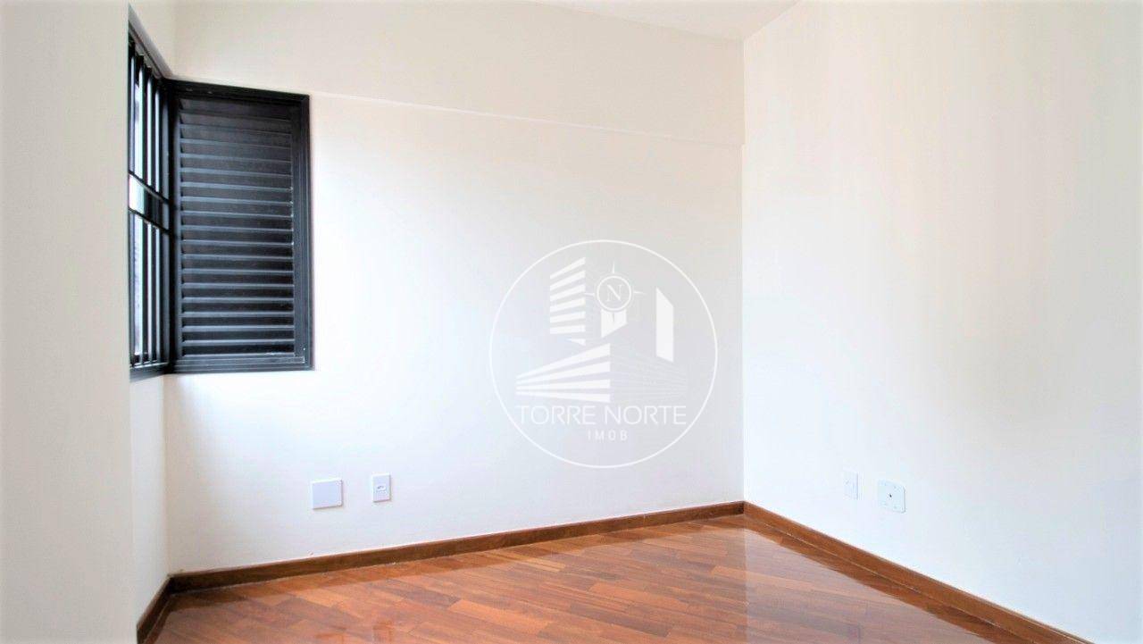 Apartamento à venda com 3 quartos, 69m² - Foto 2