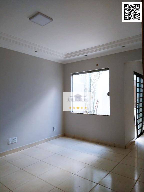 Casa à venda com 3 quartos, 166m² - Foto 8