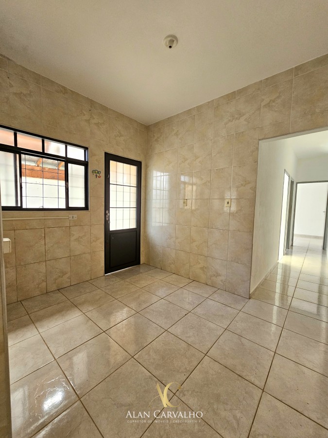 Casa à venda com 2 quartos, 150m² - Foto 12