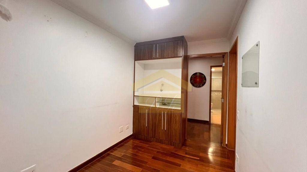 Apartamento à venda com 4 quartos, 127m² - Foto 21