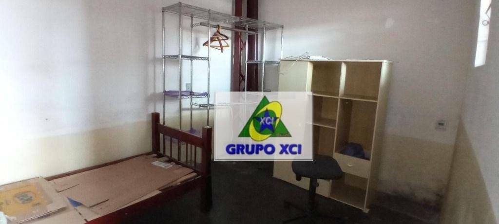 Casa para alugar com 3 quartos, 189m² - Foto 9