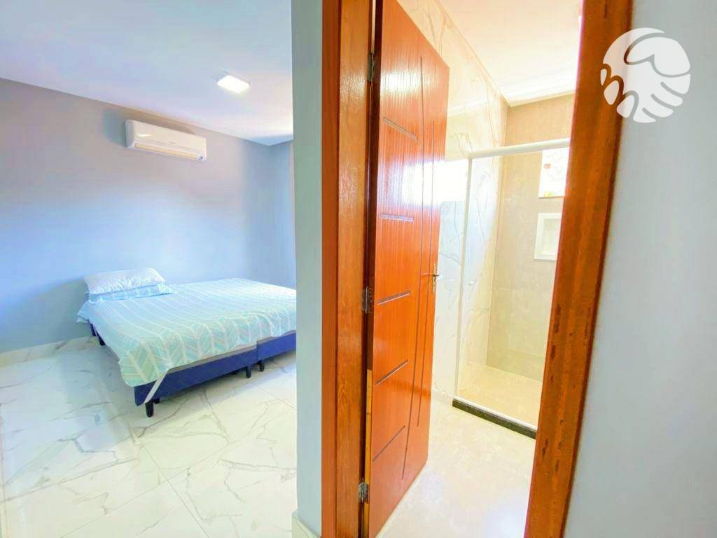 Casa à venda com 5 quartos, 180m² - Foto 24